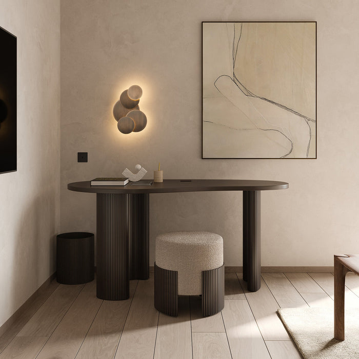 Boomerang Desk