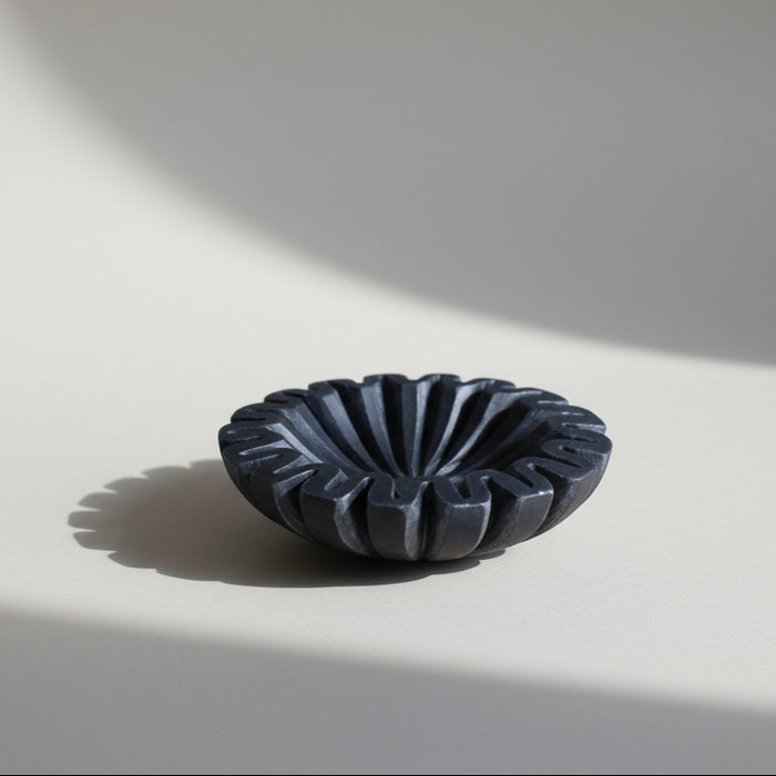 Marble Fluted Scalloped Bowl Black