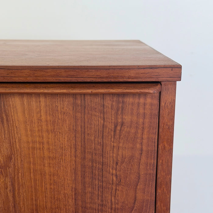 Vintage Teak 5-Drawer Dresser