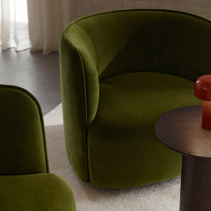 Panorama Swivel Lounge Chair