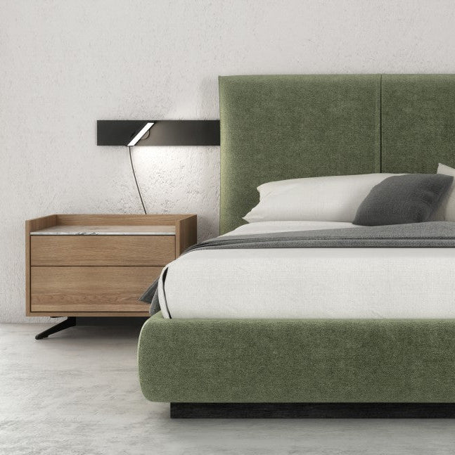 Piazza Linear Wall Lamp
