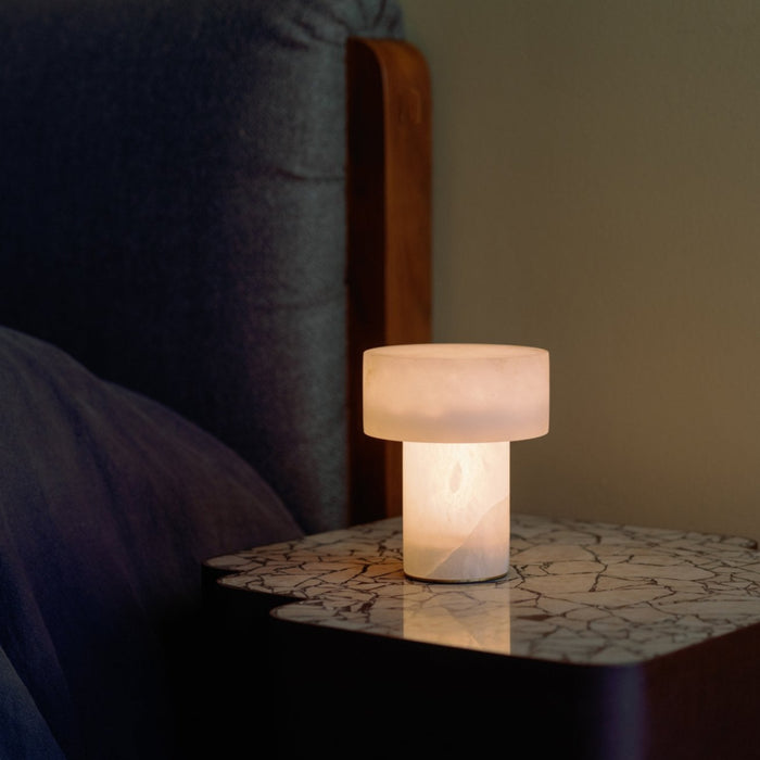 Una Rechargeable Accent Lamp